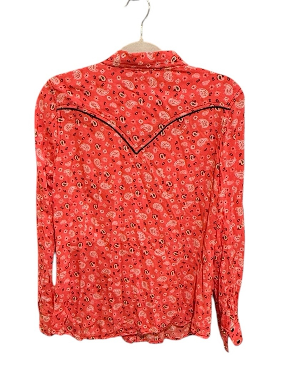 VINTAGE Wrangler Coral Red Paisley Western Button-Down Shirt - Size Medium - Picture 4 of 4